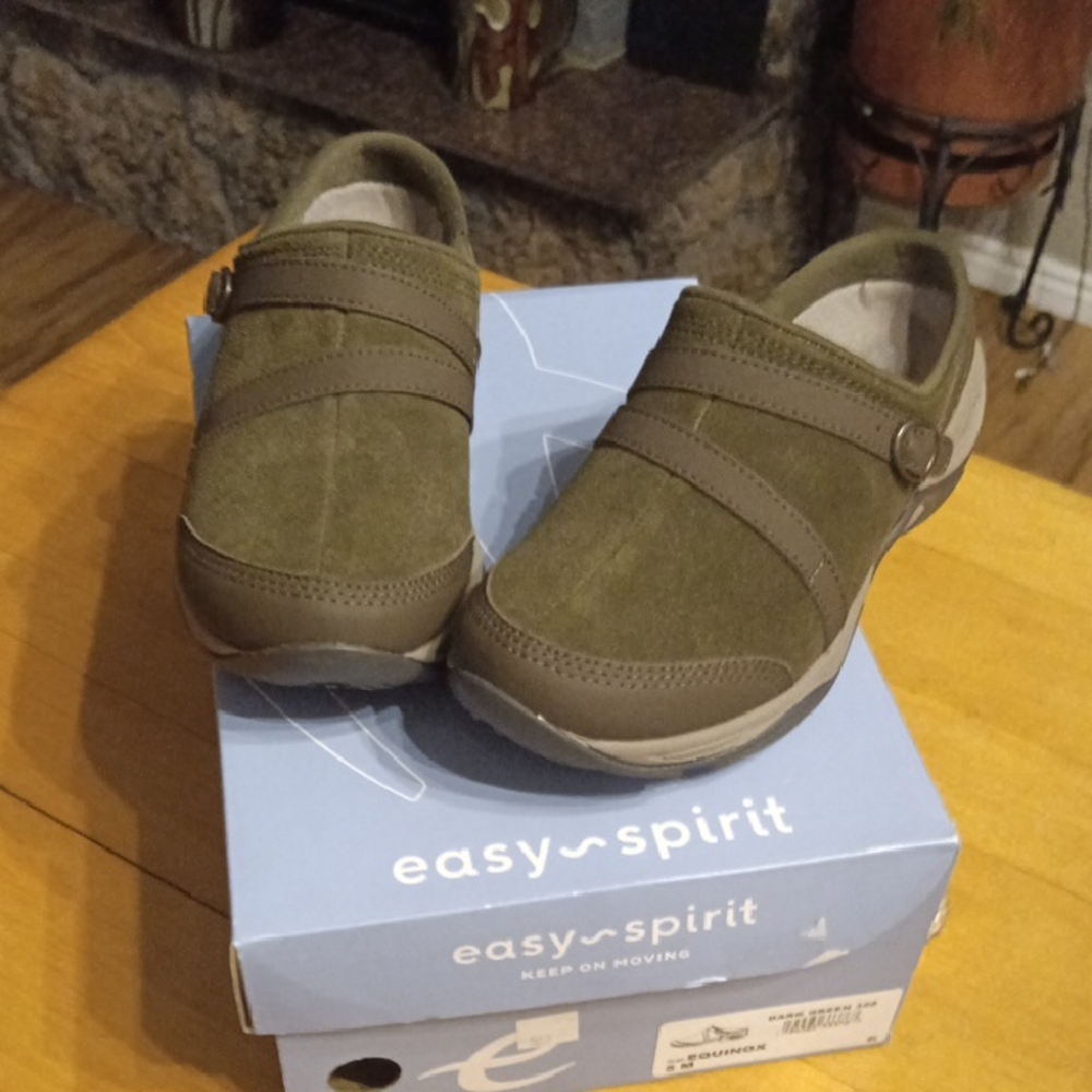 Easy Spirit Khaki Green Casual Slip-Ons